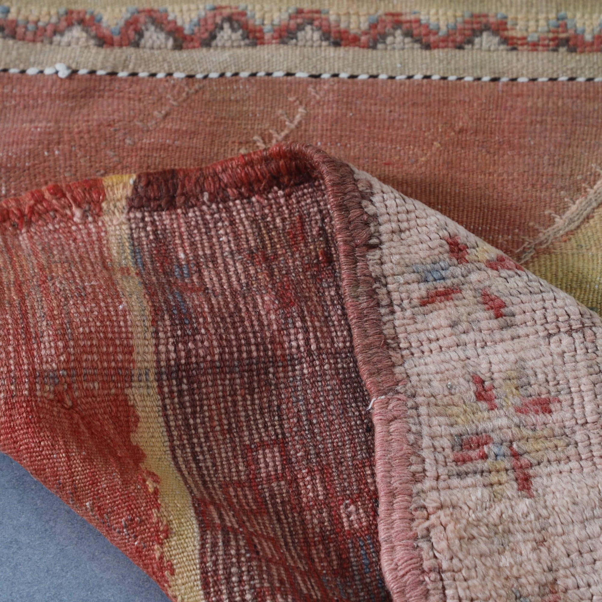 Glaoui Rug – Vintage Moroccan Handmade Wool - Image 2