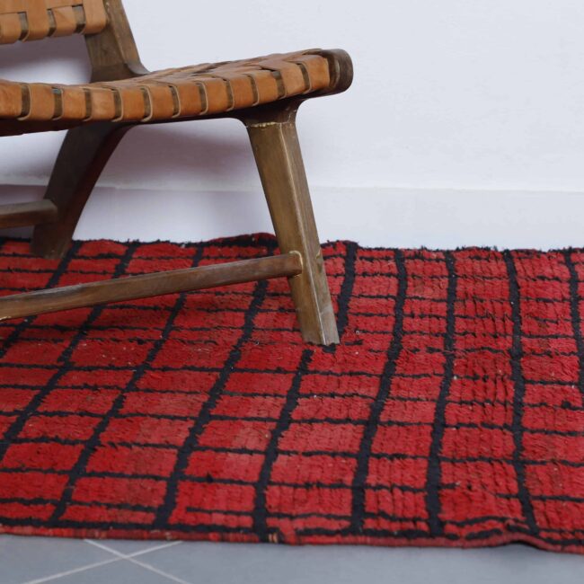 Red Vintage Rug 7.7×4.9 Ft – Moroccan Wool - Image 4