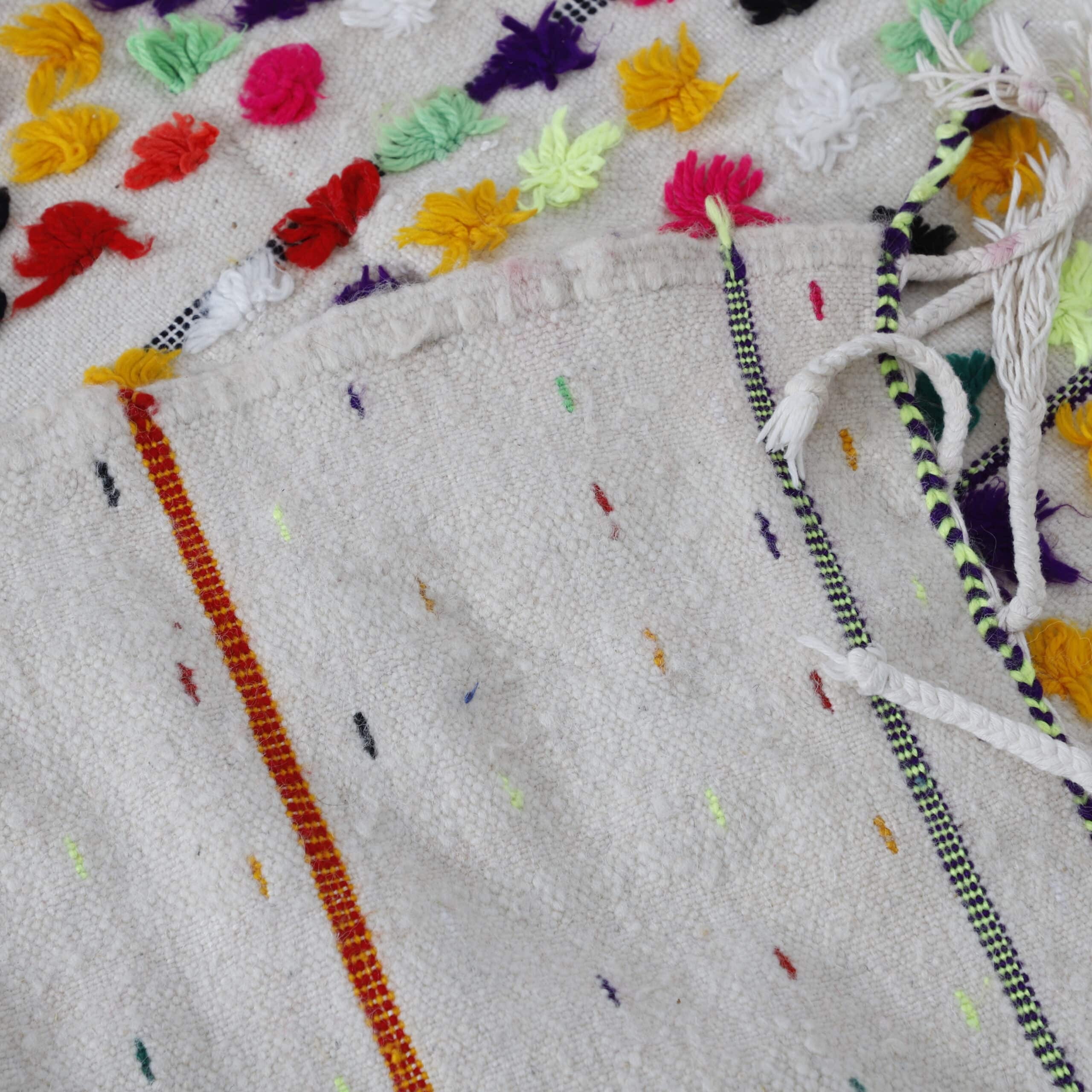 Azilal Wedding Blanket 10.1×4.7 Ft – Handmade Moroccan Wool - Image 5