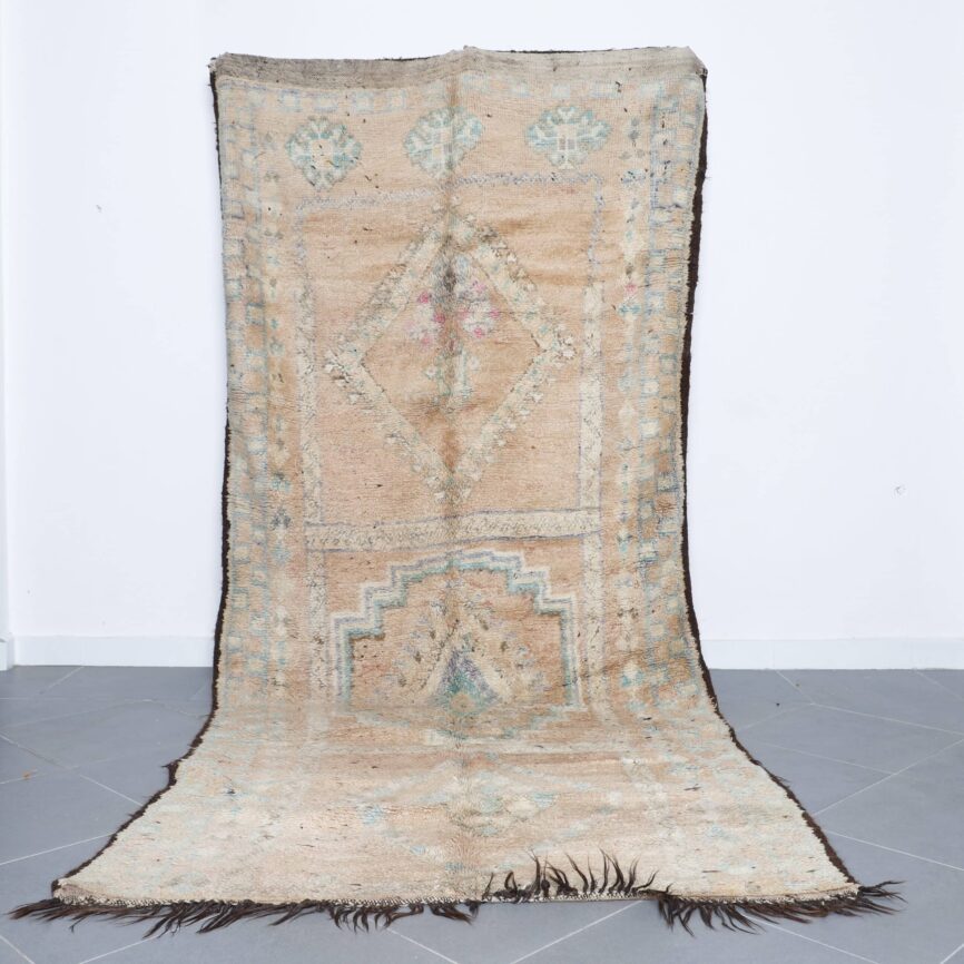 Boujaad Rug 7.9×5.1 Ft handmade Moroccan wool carpet