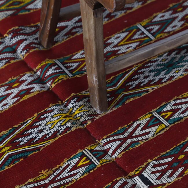 Vintage Kilim Rug 8.4×5.1 Ft – Handmade Moroccan Wool - Image 5