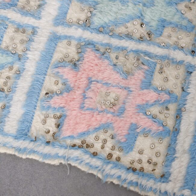 Wedding Blanket 6.7×5.0 Ft – Handwoven Moroccan Textile - Image 4