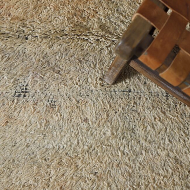 Vintage Beni Mguild Rug 8.4×4.9 Ft - Image 5