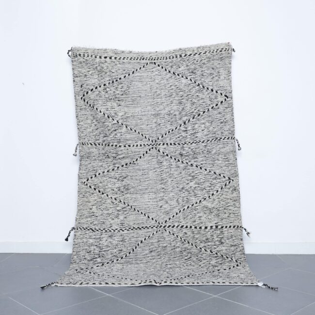 Zanafi Kilim Rug 7.9×4.7 ft Handmade Moroccan Flatweave