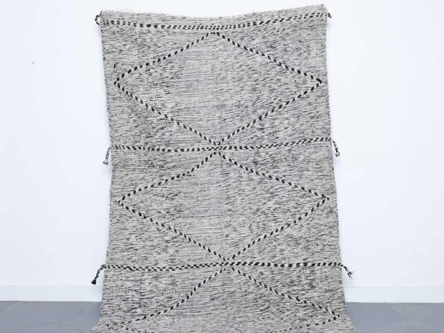 Zanafi Kilim Rug 7.9×4.7 ft Handmade Moroccan Flatweave