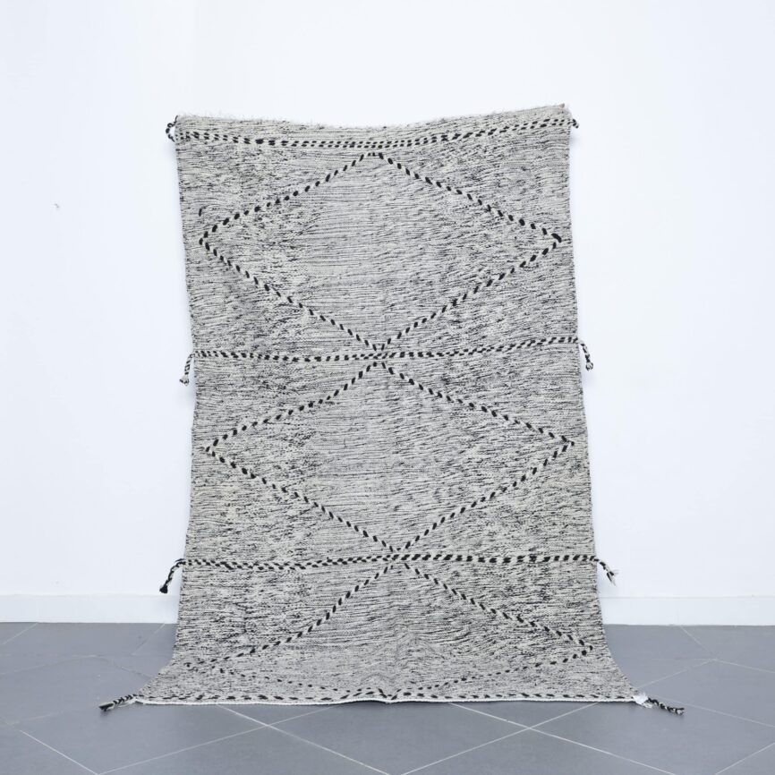 Zanafi Kilim Rug 7.9×4.7 ft Handmade Moroccan Flatweave