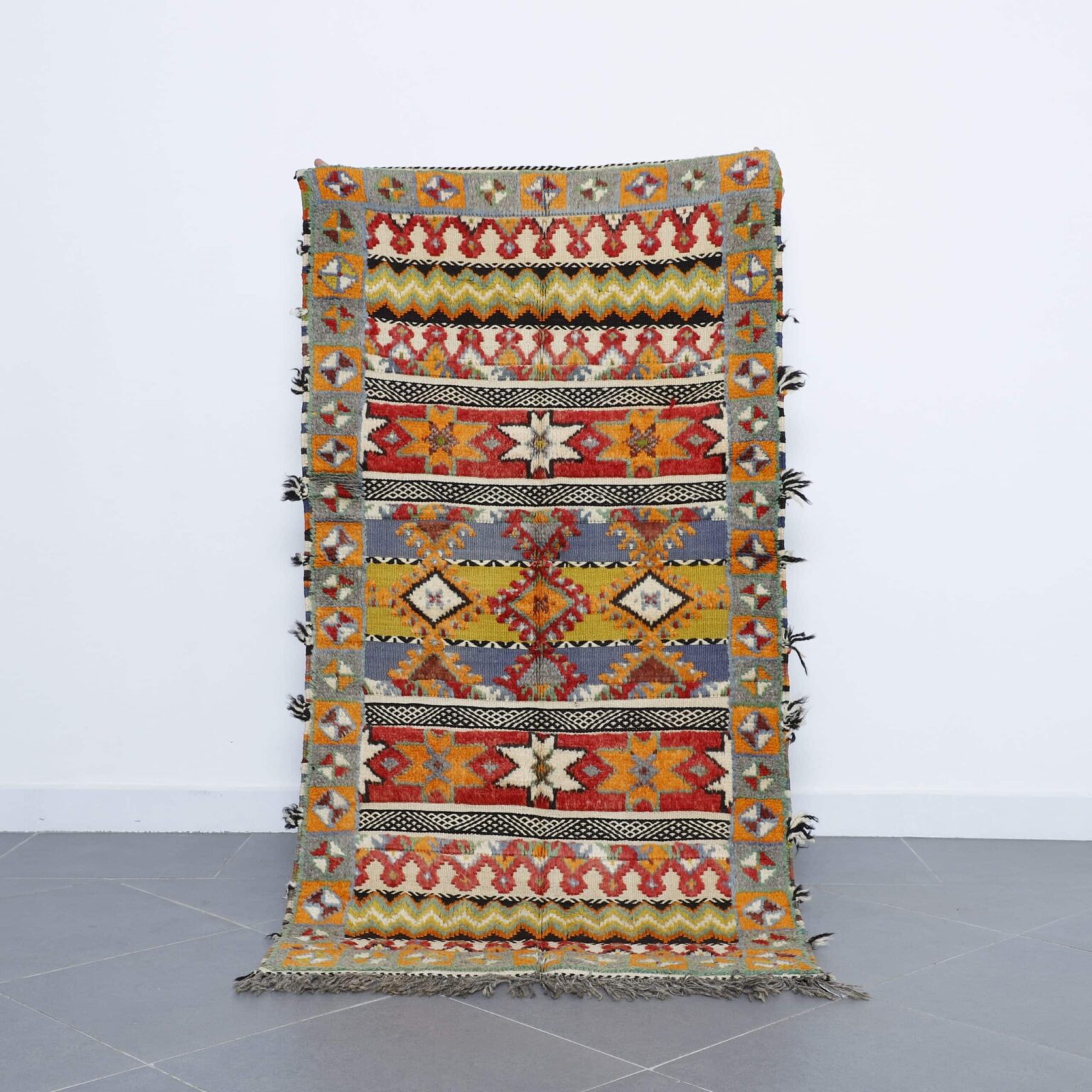 Glaoui Rug 5.7×3.1 Ft Moroccan handwoven wool