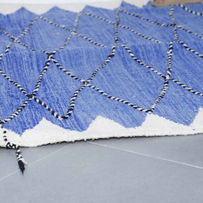 Zanafi Kilim Rug 9.5×6.2 Ft – Handmade Moroccan Wool Carpet - Image 2