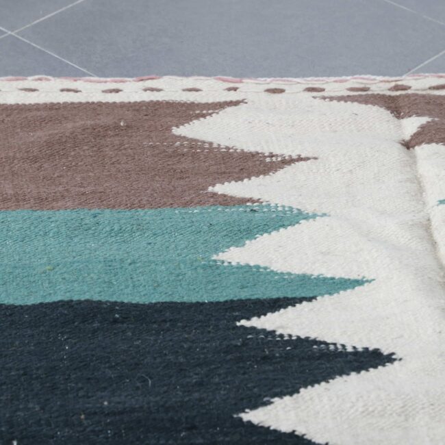 Boujaad Kilim Rug 9.5×6.2 Ft - Image 2