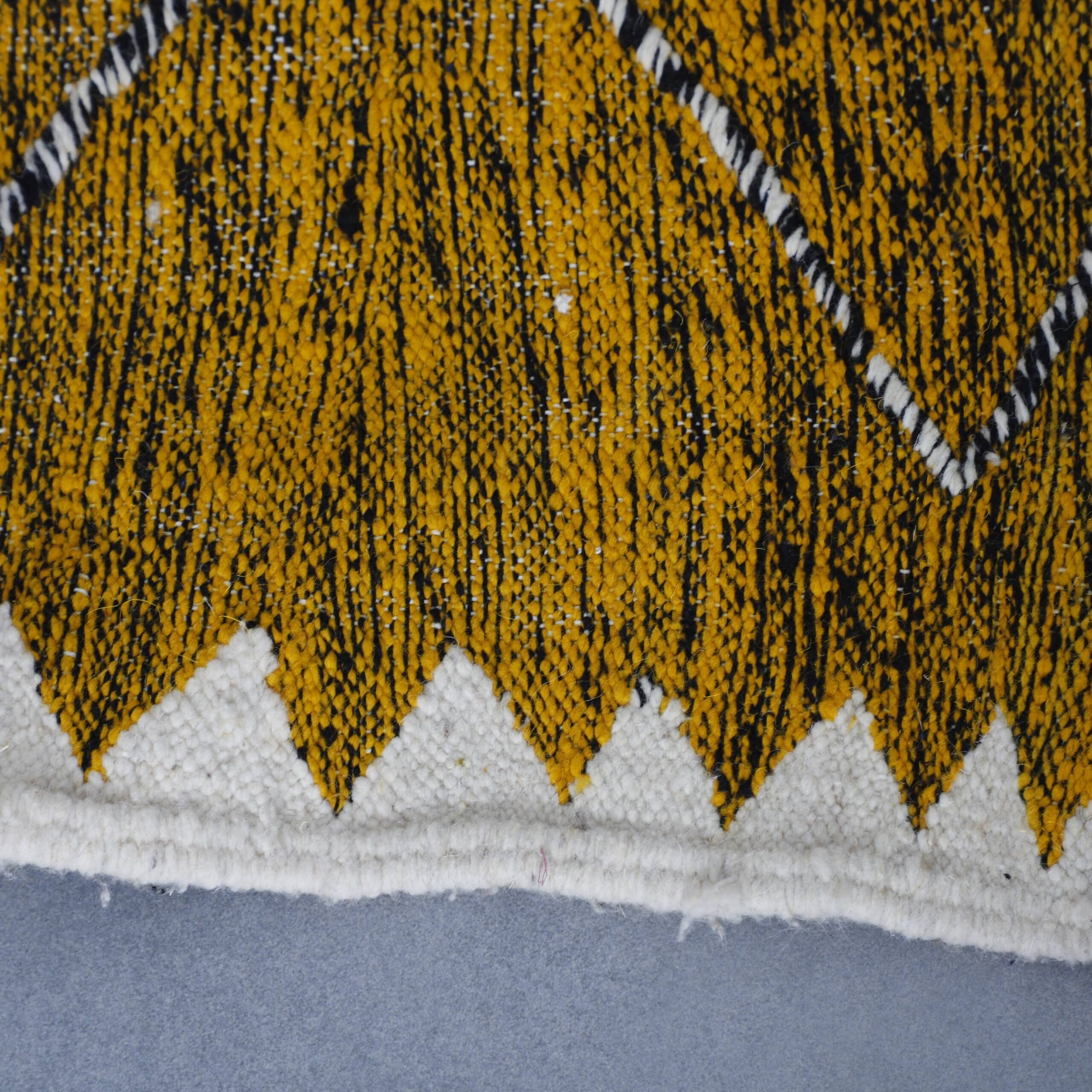 Zanafi Kilim 8.0×4.6 Ft – Handwoven Moroccan Rug - Image 2