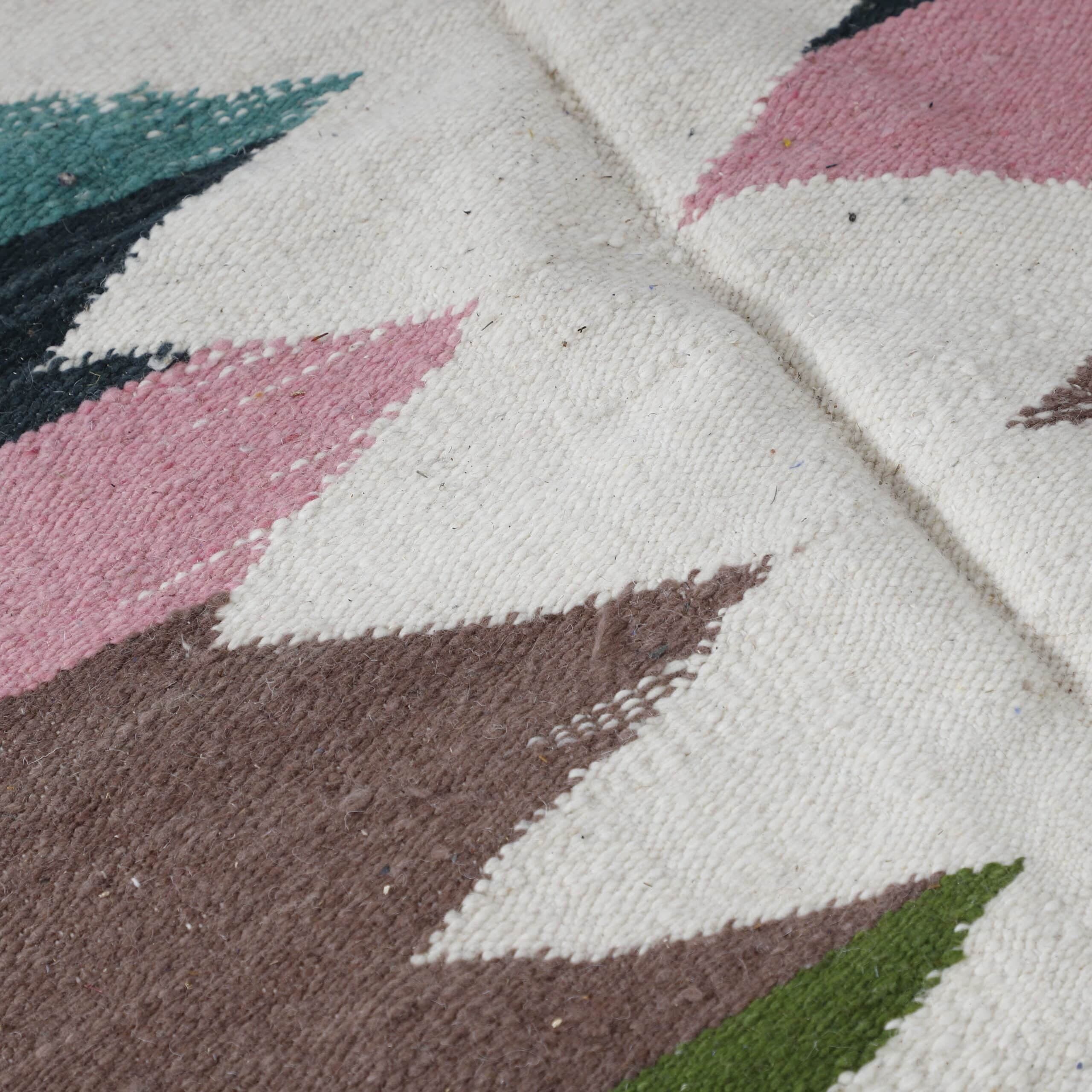 Boujaad Kilim Rug 9.5×6.2 Ft - Image 6