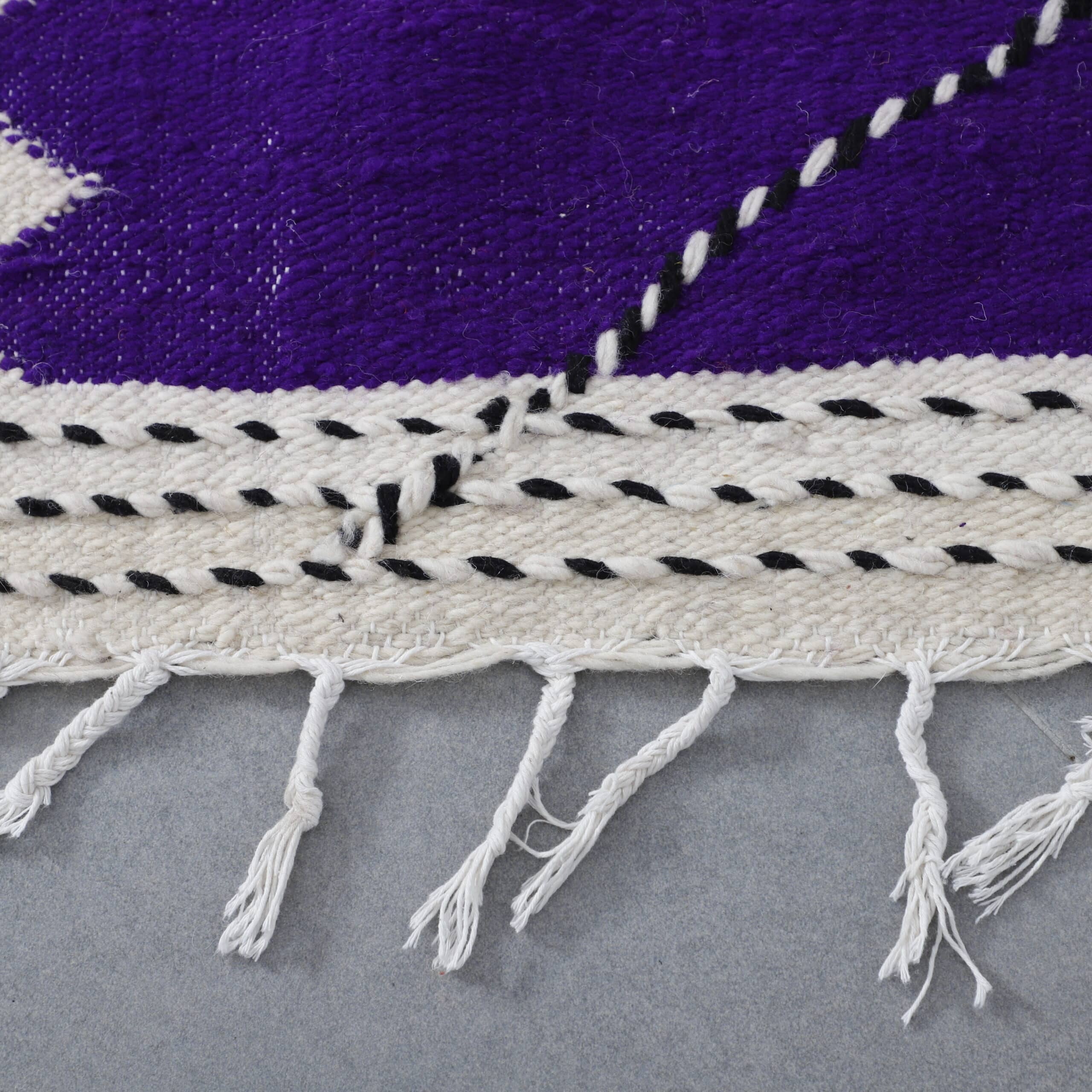 Zanafi Kilim Rug 7.9×4.9 Ft – Handwoven Moroccan Wool - Image 4