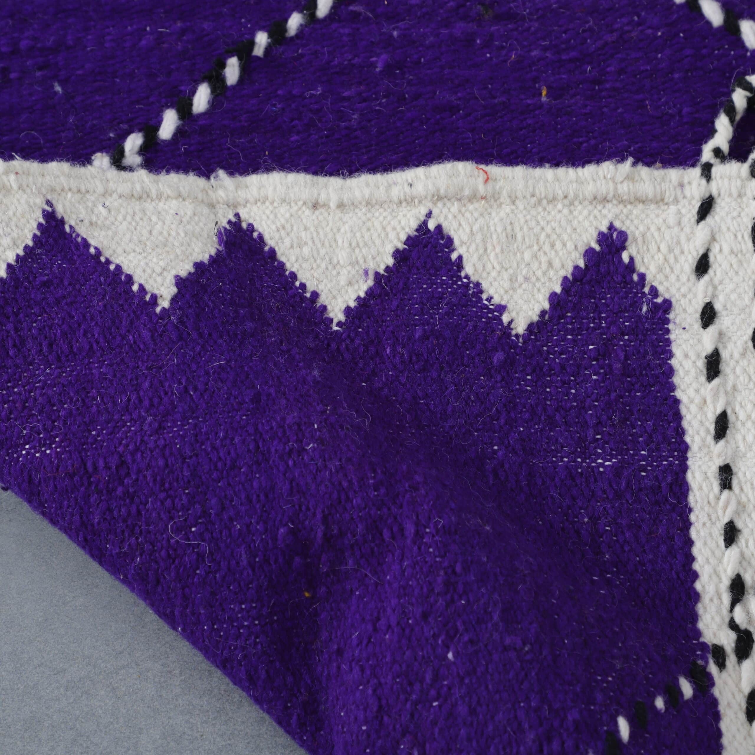 Zanafi Kilim Rug 7.9×4.9 Ft – Handwoven Moroccan Wool - Image 3