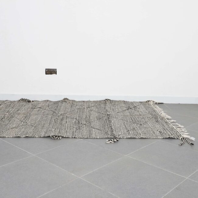 Zanafi Kilim Rug 8.2×4.8 Ft – Handwoven Moroccan Wool Rug - Image 2