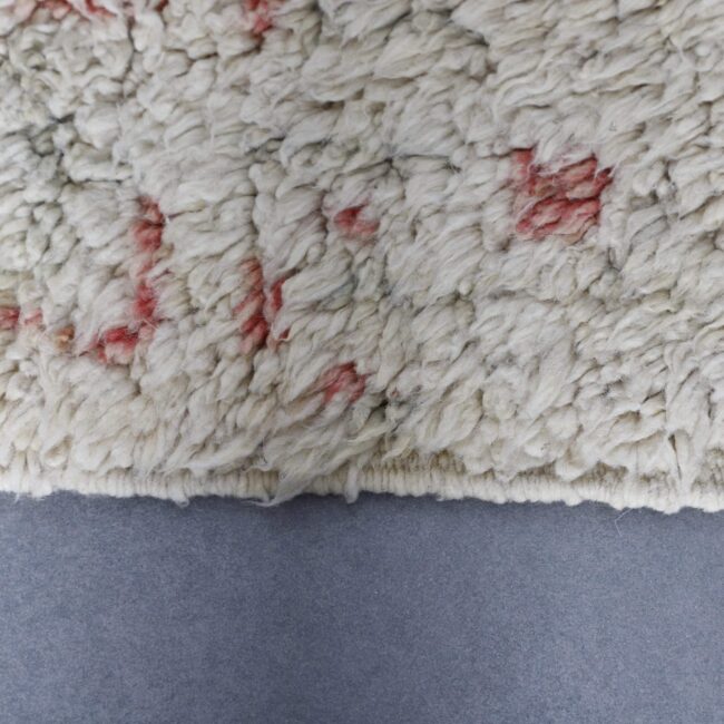 Boujaad Rug 7.9×5.1 ft – Handmade Wool - Image 4