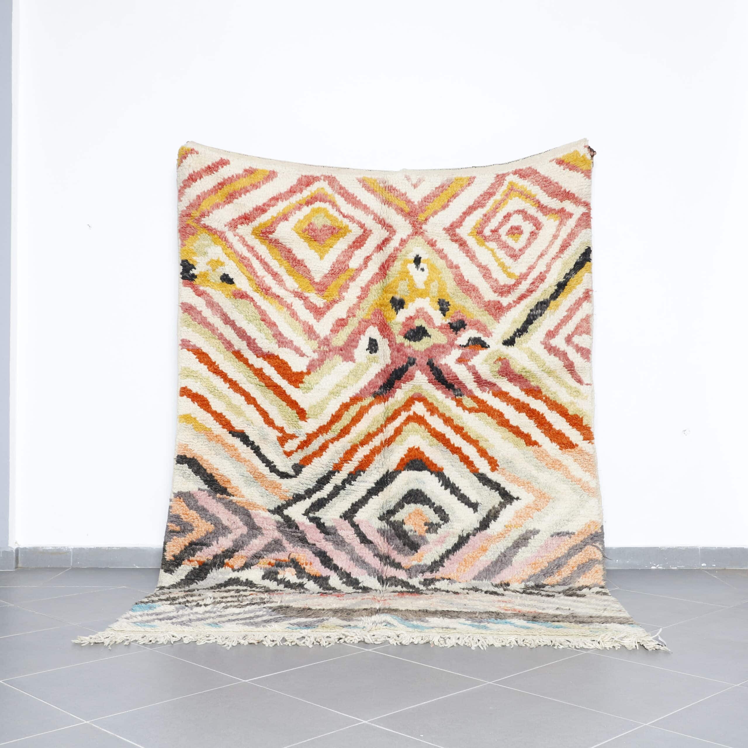 Zigzag Boujaad Rug 8.7×6.2 Ft – Vintage Moroccan Wool Carpet