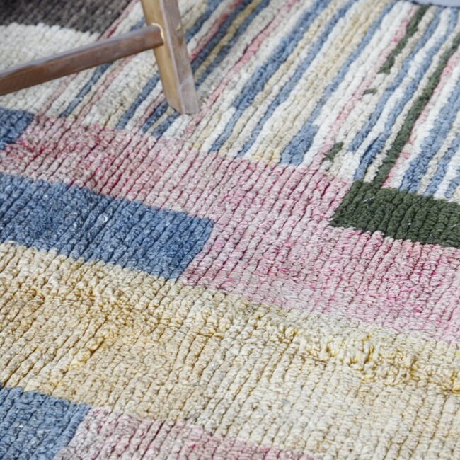 Boujaad Rug 9.4×6.4 Ft – Handcrafted Moroccan Wool Carpet - Image 3