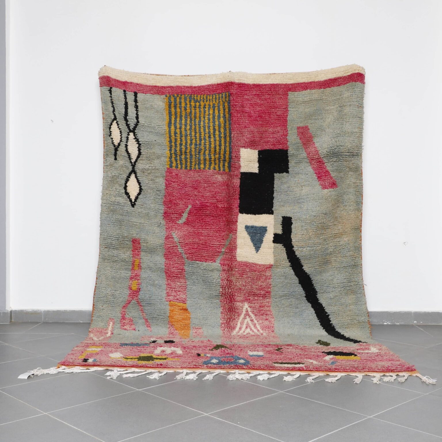 Boujaad Rug 9.5×6.5 Ft Handmade Moroccan Wool Carpet