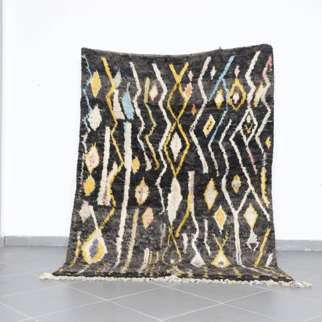 Boujaad Rug 7.9×5.6 Ft handmade Moroccan wool
