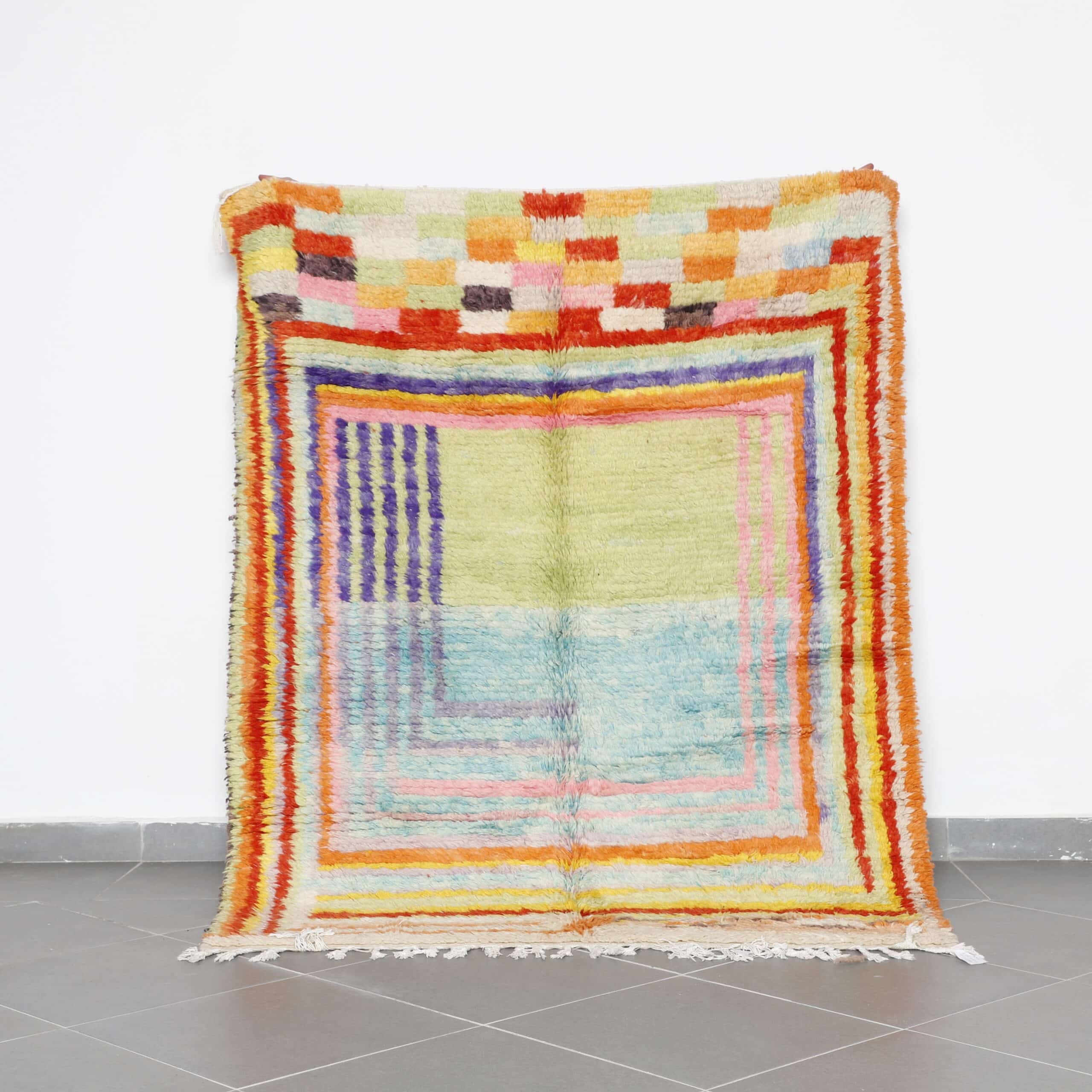 Abstract Boujaad Rug 5.3×6.9 Ft – Handmade Moroccan Wool Carpet