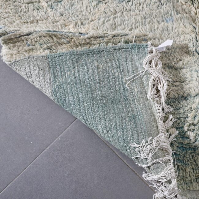 Boujaad Rug 7.9×5.1 Ft – Authentic Moroccan Wool Carpet - Image 4