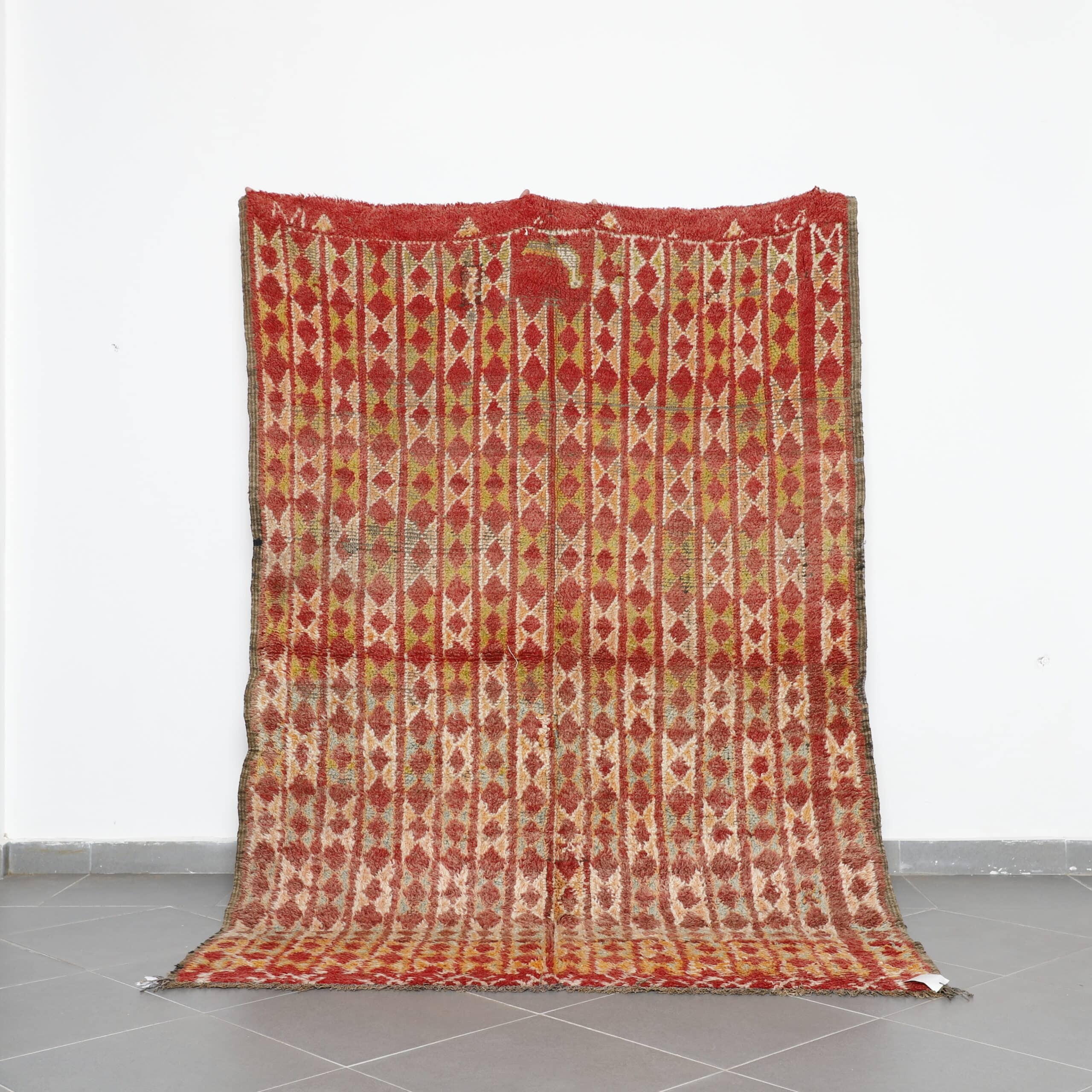 Vintage Beni Mguild Rug 8.5×5.6 Ft Moroccan Carpet