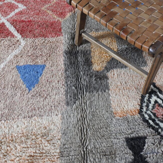 Abstract Boujaad Rug 8.8×6.2 Ft – Moroccan Handmade - Image 5