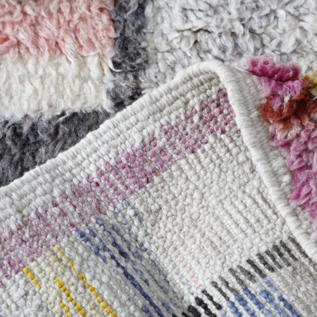 Abstract Boujaad Rug 7.7×5.2 Ft – Moroccan Handmade Wool Carpet - Image 2