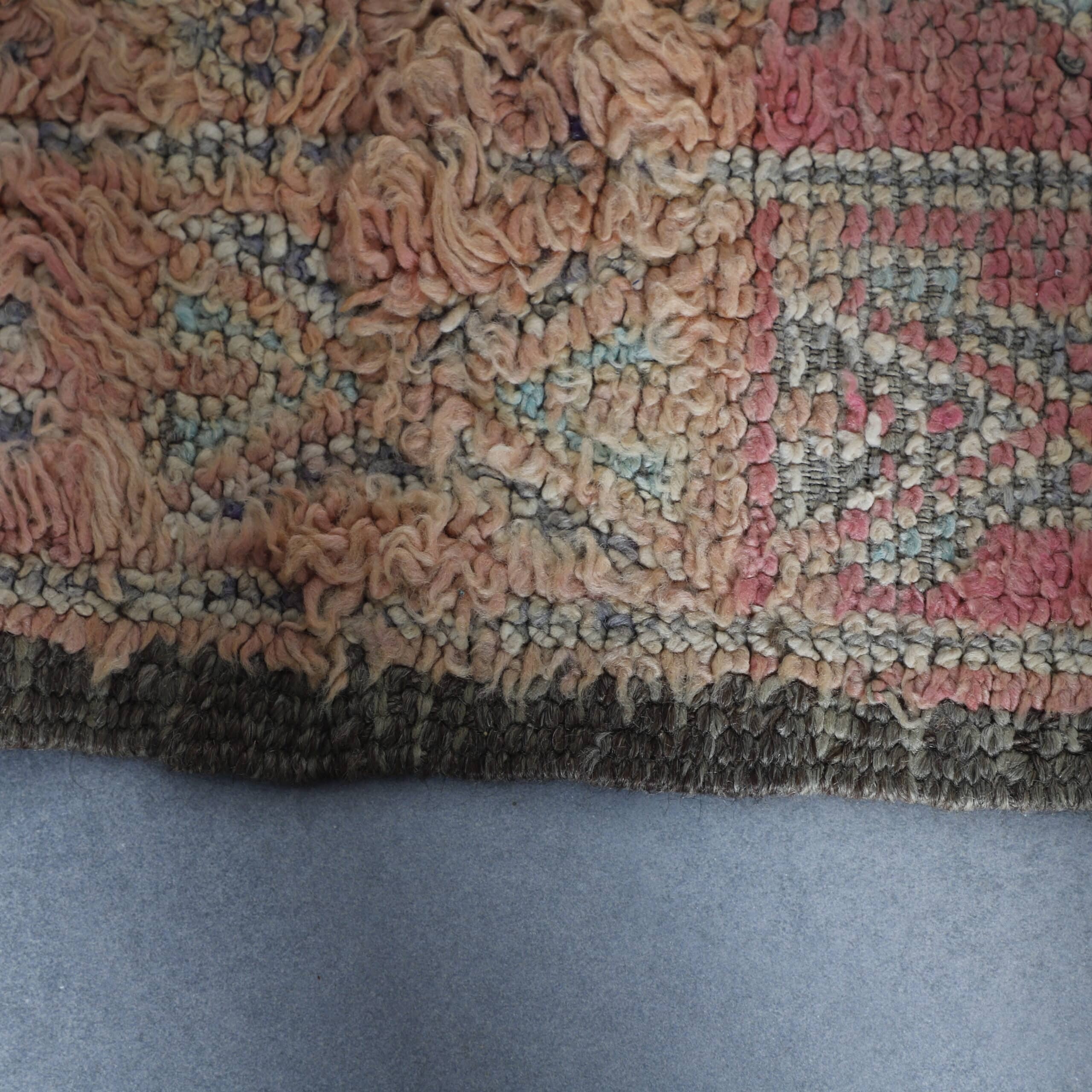 Vintage Beni Mguild Rug 9.5×6.1 Ft – Handcrafted Moroccan Wool Carpet - Image 4