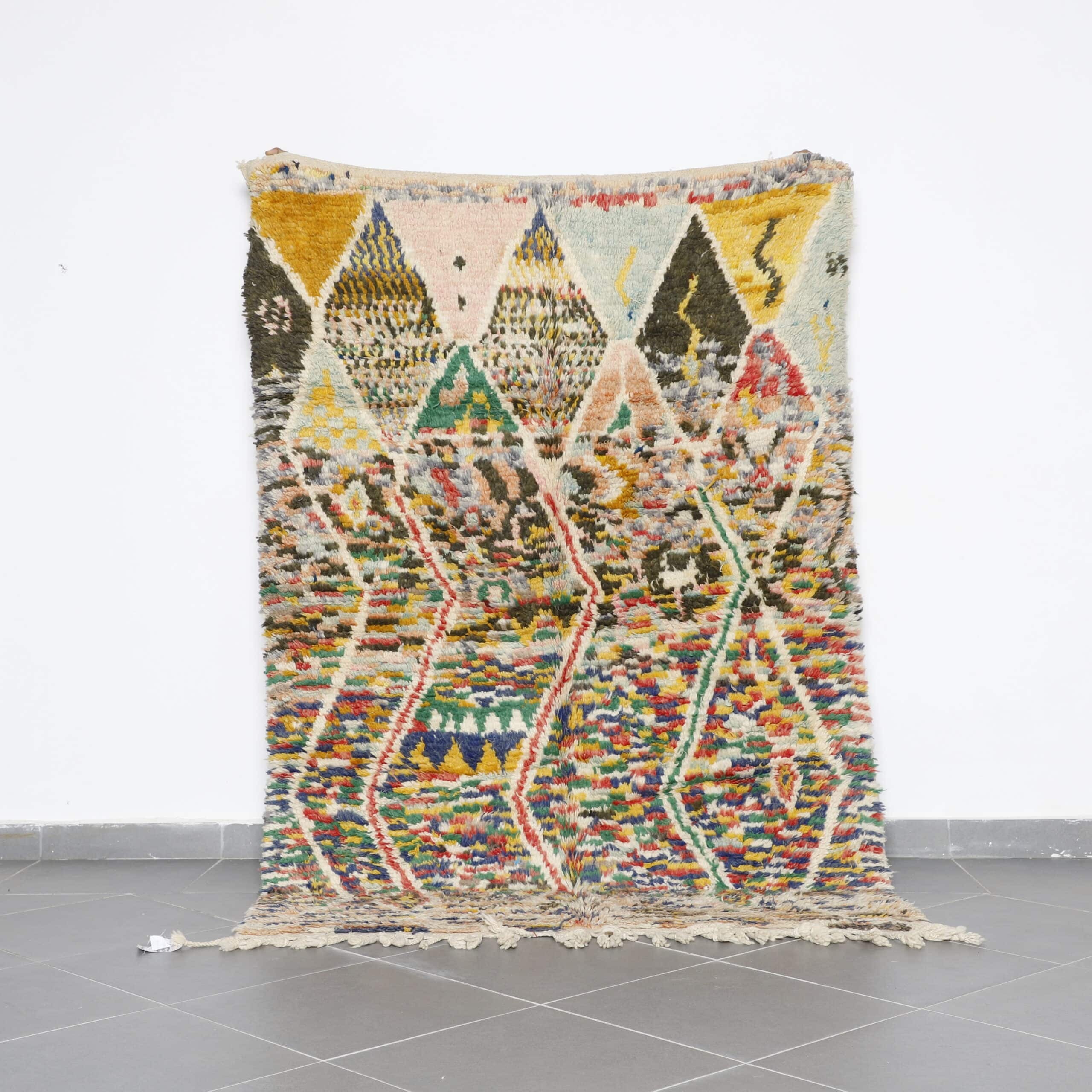 Colorful Boujaad Rug 7.5×5.2 Ft Moroccan Wool