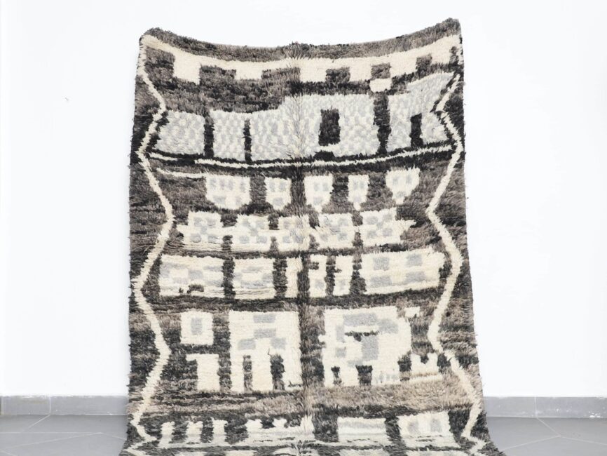 Boujaad Rug 7.9×5.1 ft handmade Moroccan wool carpet