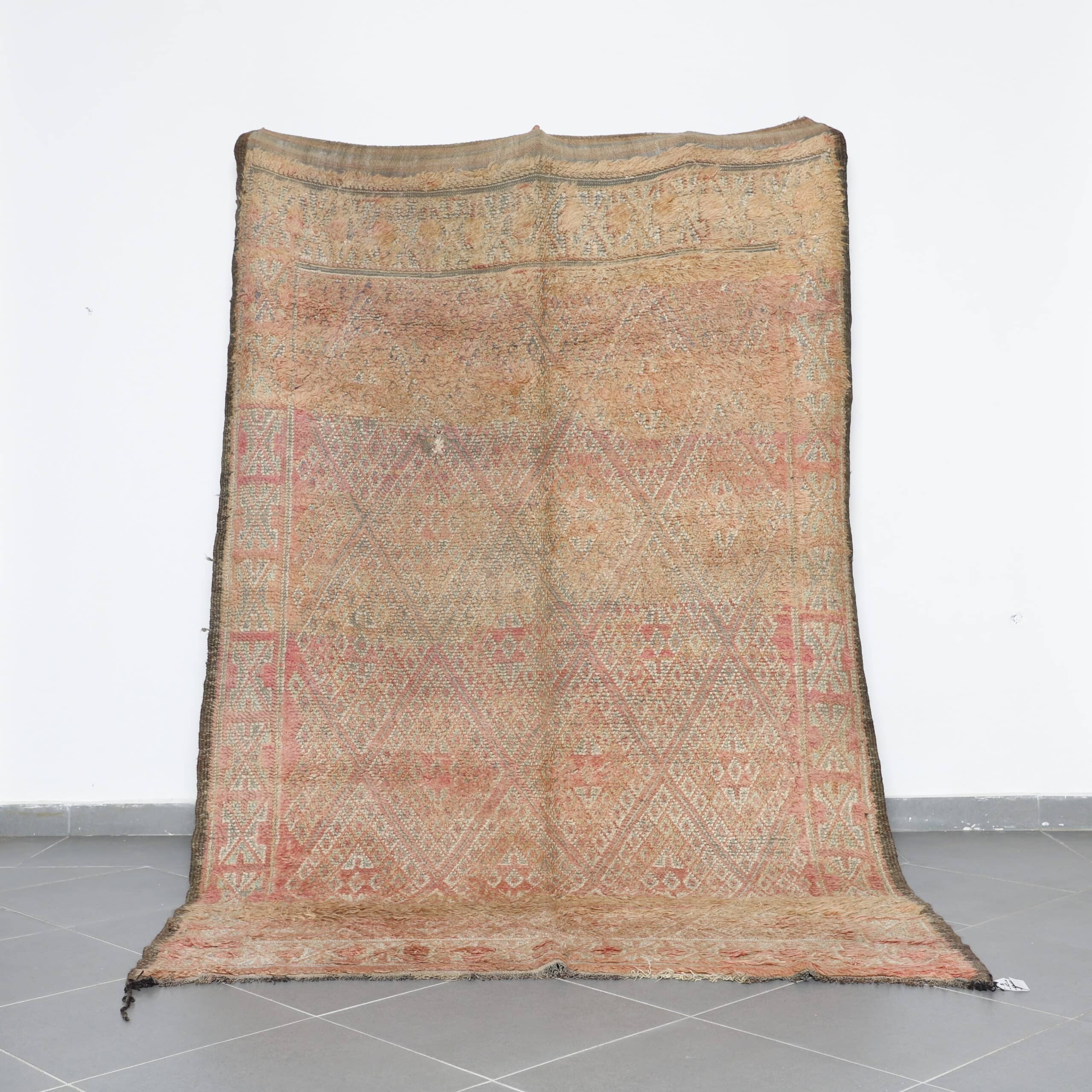 Vintage Beni Mguild Rug 9.5×6.1 Ft handmade Moroccan wool carpet