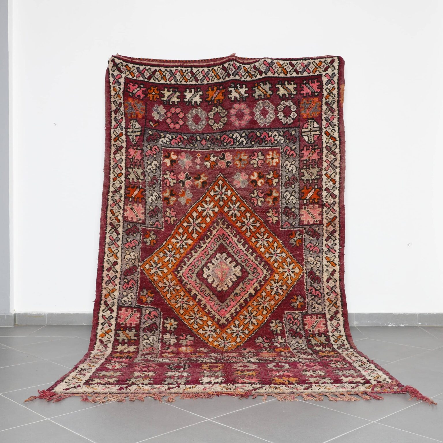 Vintage Boujaad Rug 10.5×5.9 Ft Moroccan Wool Carpet