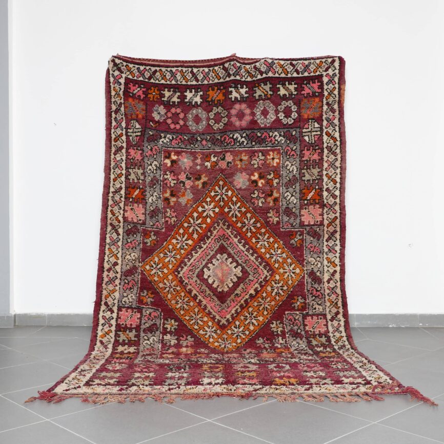 Vintage Boujaad Rug 10.5×5.9 Ft Moroccan Wool Carpet