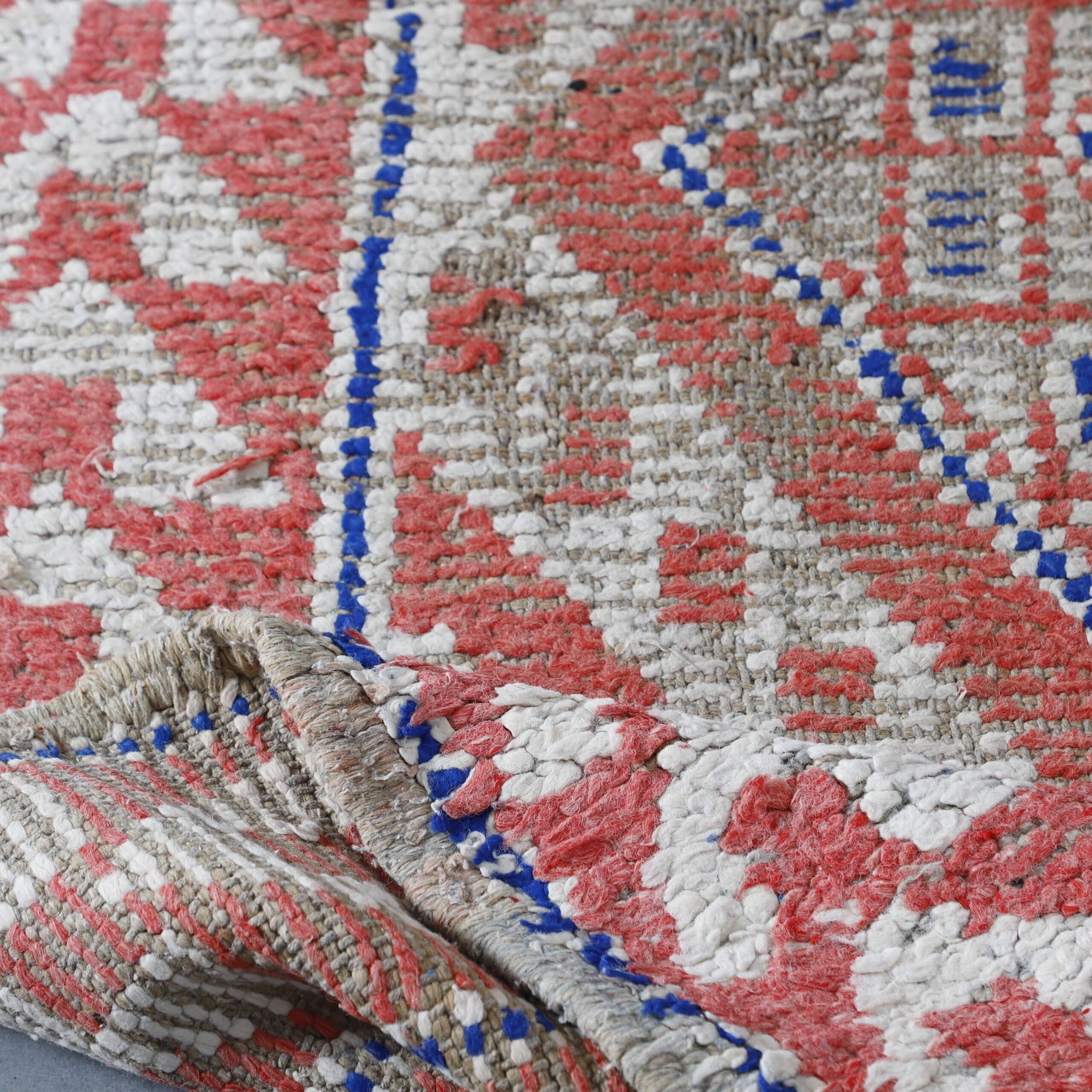 Vintage Zayan Rug 9.3×5.4 Ft – Moroccan Handmade - Image 4