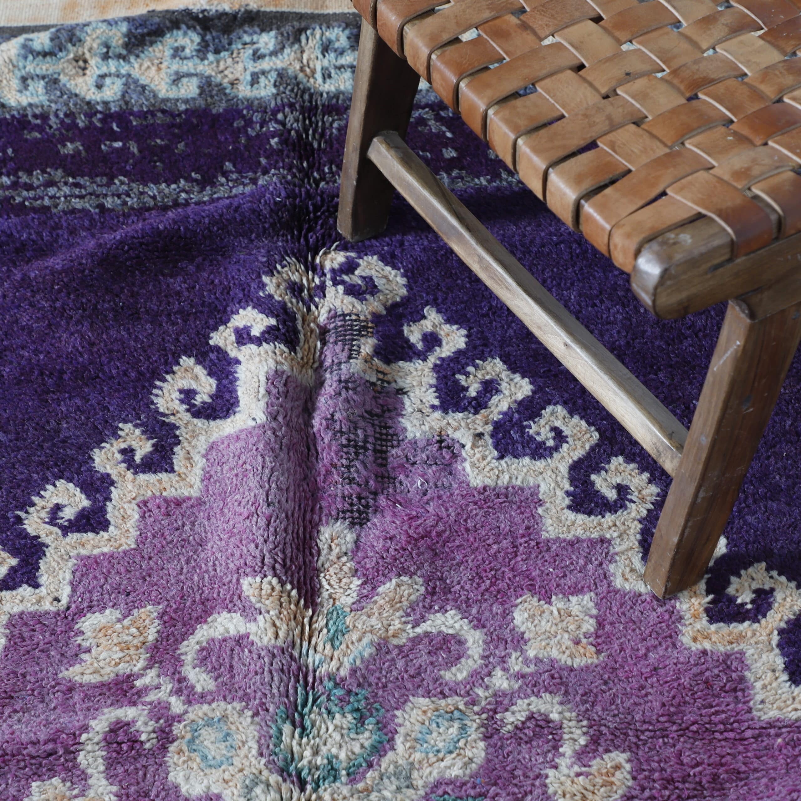 Vintage Boujaad Carpet 8.0×5.5 Ft – Moroccan Handmade Rug - Image 2