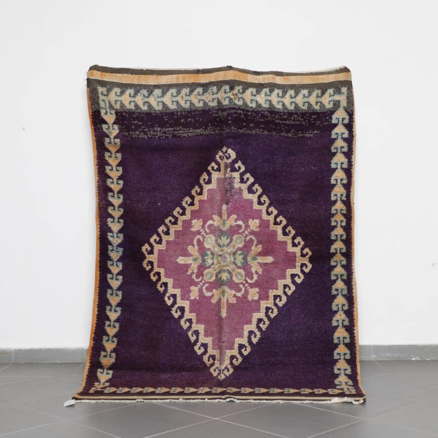 Vintage Boujaad Carpet 8.0×5.5 Ft Moroccan Rug