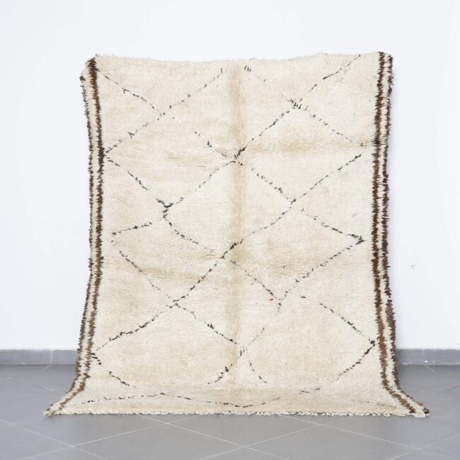 Vintage Beni Ourain Rug 8.2×6.1 Ft Moroccan Wool Carpet