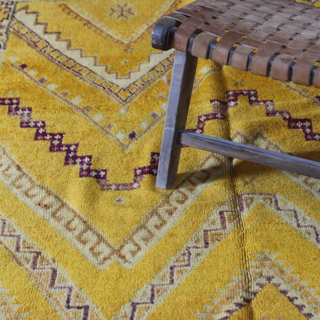 Vintage Tammassine Rug 12.2×4.7 Ft – Moroccan Handmade - Image 3