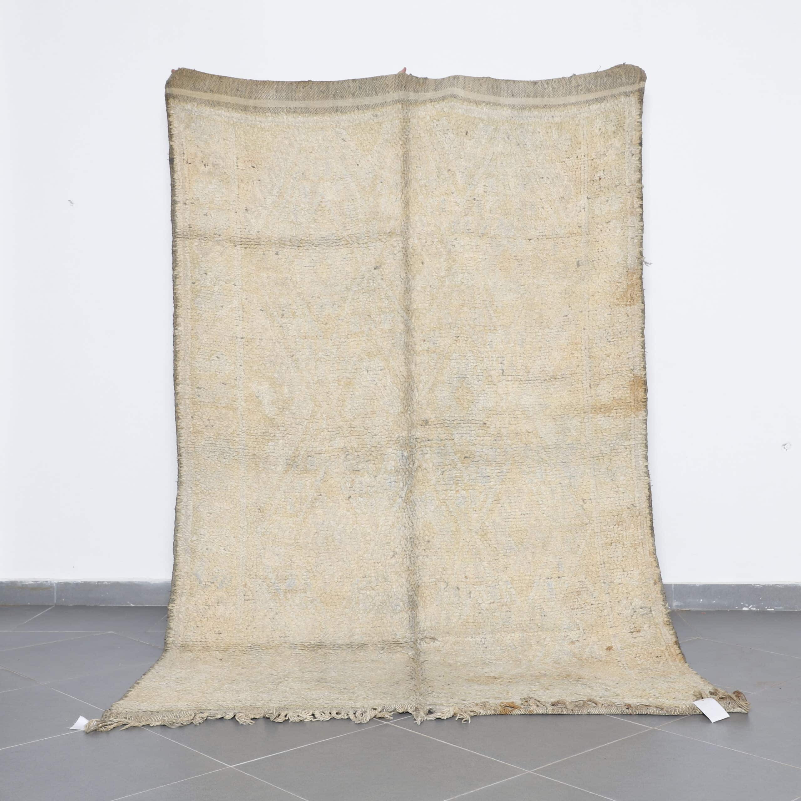 Vintage Zayan Rug 8.8×5.4 Ft Moroccan wool carpet