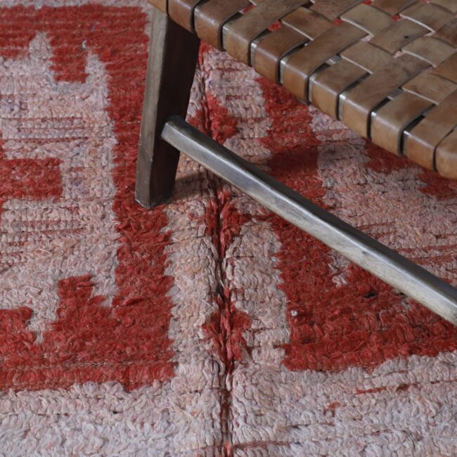 Vintage Faded Red Boujaad Rug 9.1×5.2 Ft - Image 5