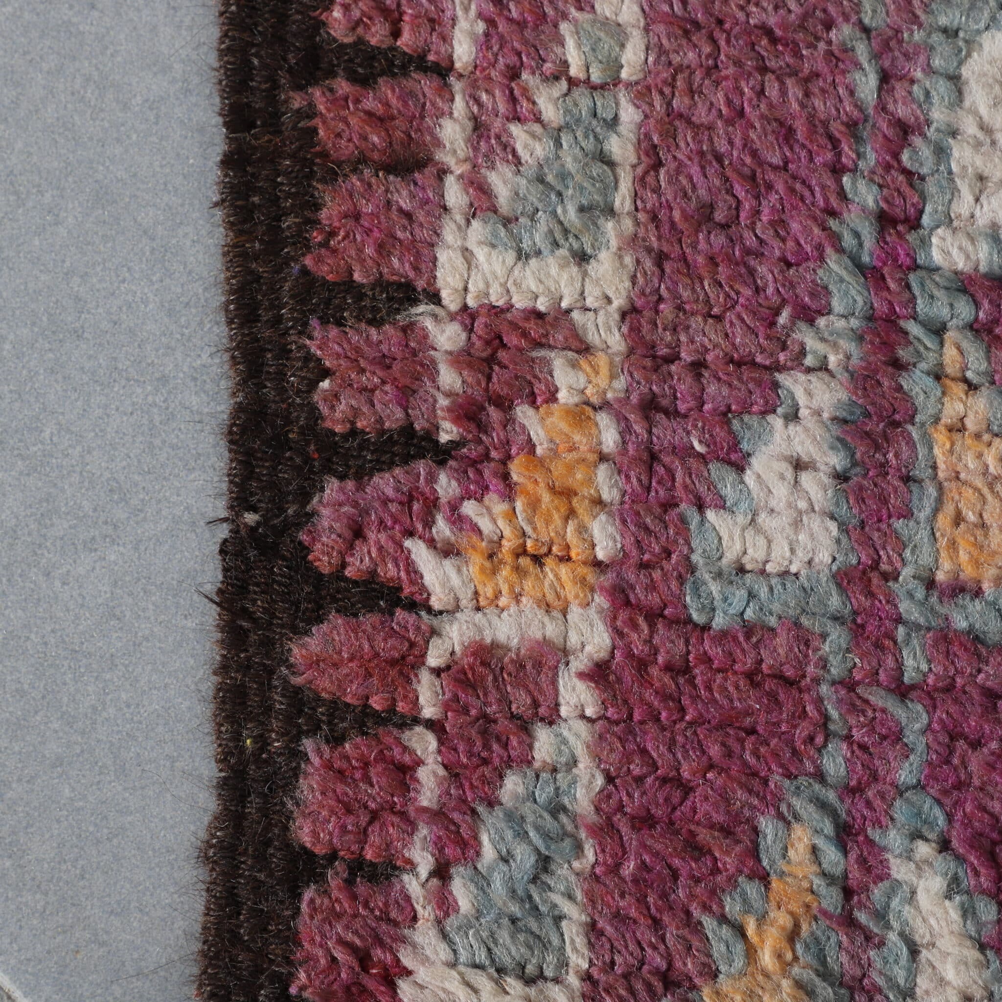 Vintage Taznakht Rug – Handmade Wool 5.4×3.4 Ft - Image 4