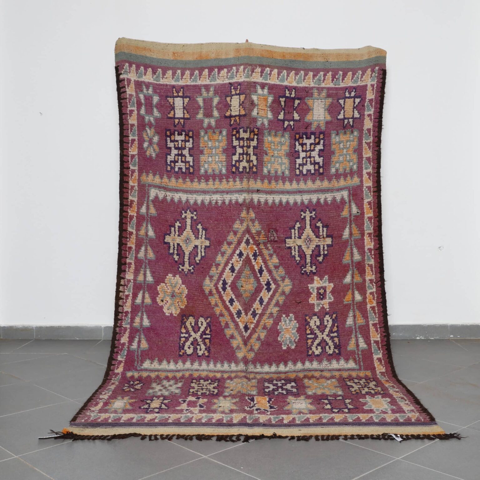 Vintage Taznakht Rug 5.4×3.4 Ft Moroccan Handmade Wool