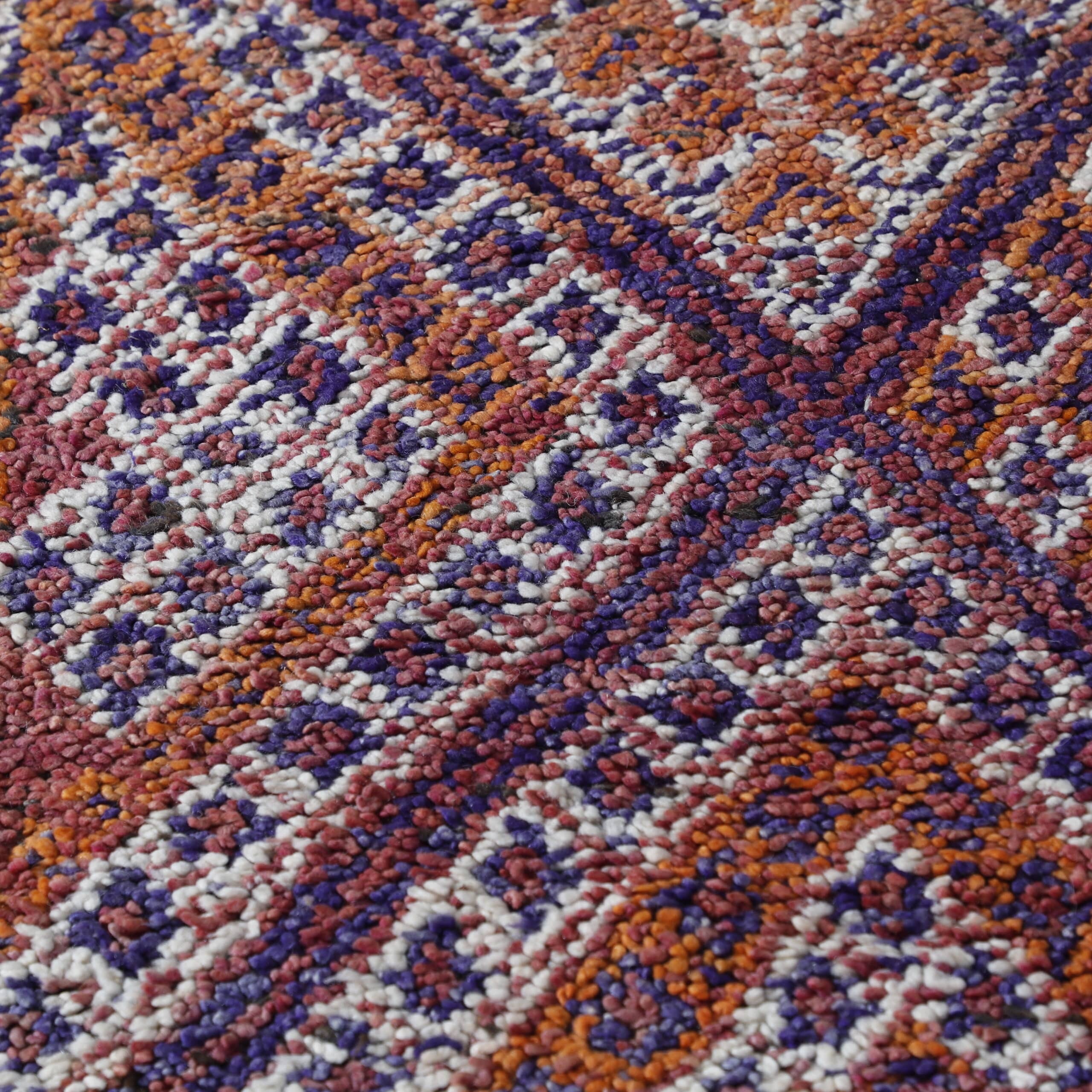 Stunning Vintage Zayan Rug – Moroccan Handmade Wool - Image 4