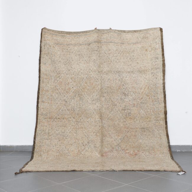 Vintage Beni Mguild Rug 9.0×6.7 Ft Moroccan Wool Carpet