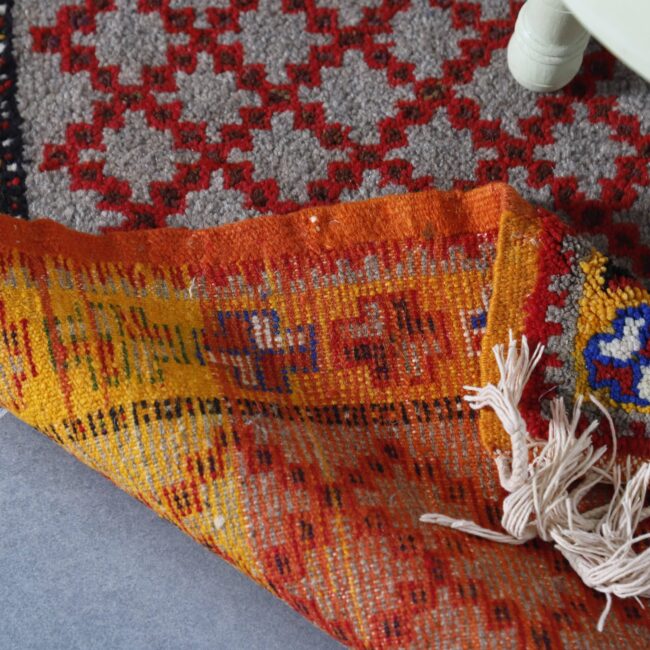 Square Taznakht Rug 3.9×3.3 Ft – Vintage Handmade - Image 2