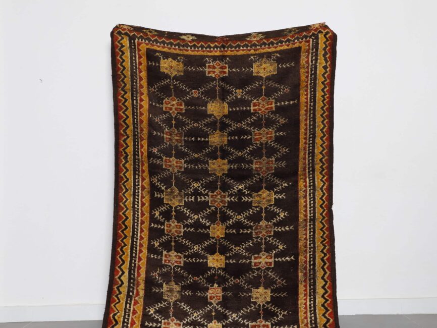 Old Taznakht Rug 7.4×4.6 Ft Handmade Moroccan Wool