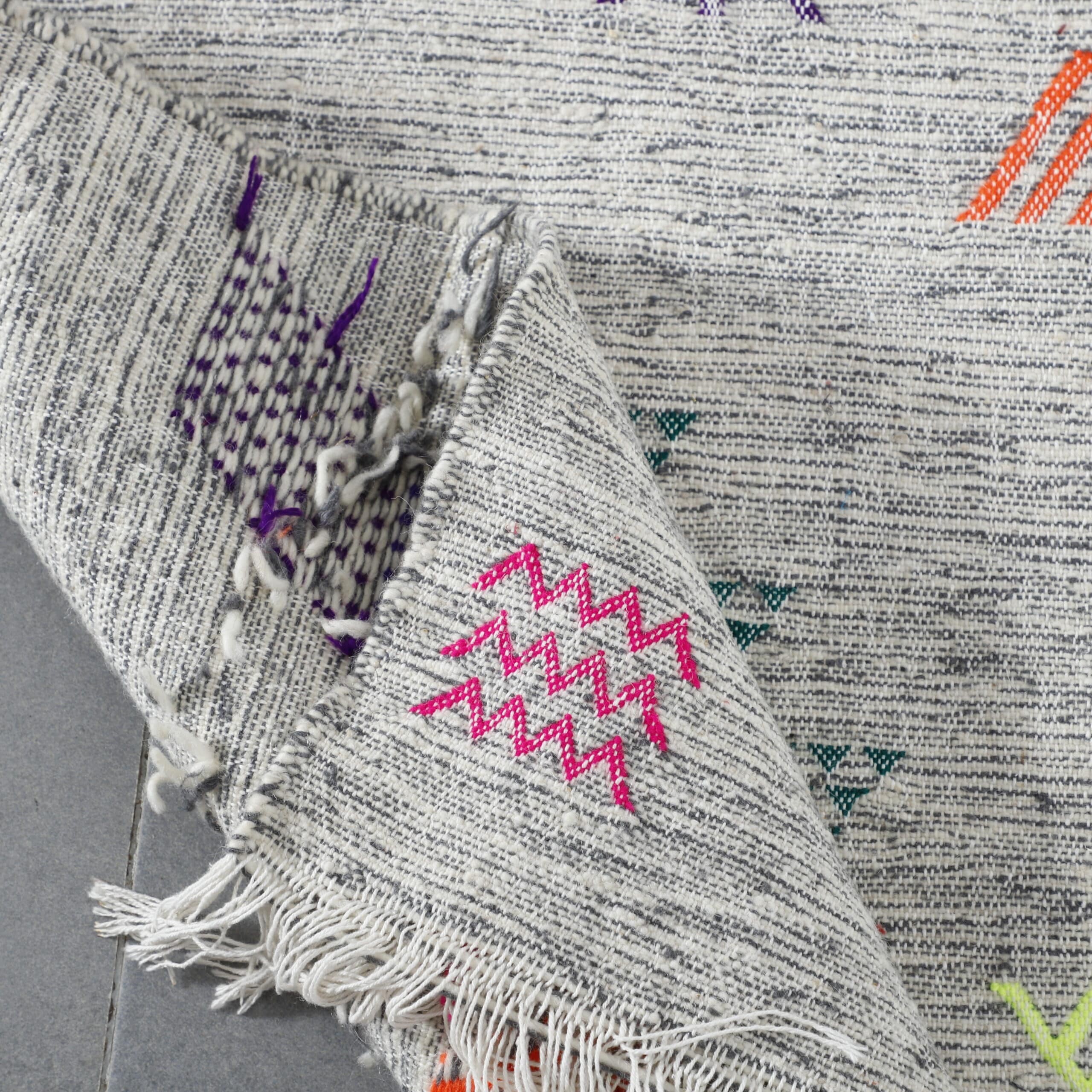 Vintage Runner 8.9×2.4 ft – Handmade Moroccan Flatweave Wool Rug - Image 5