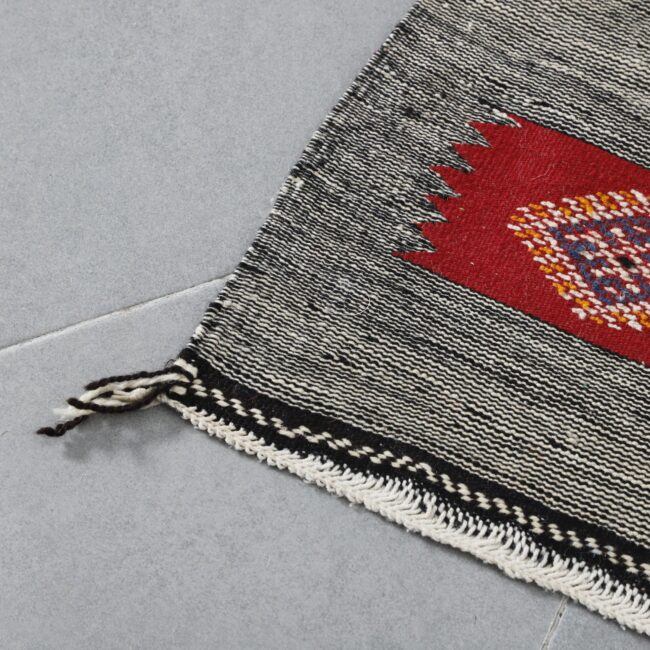 Zanafi Runner 5.1×2.3 ft – Handmade Moroccan Wool Flatweave Rug - Image 4