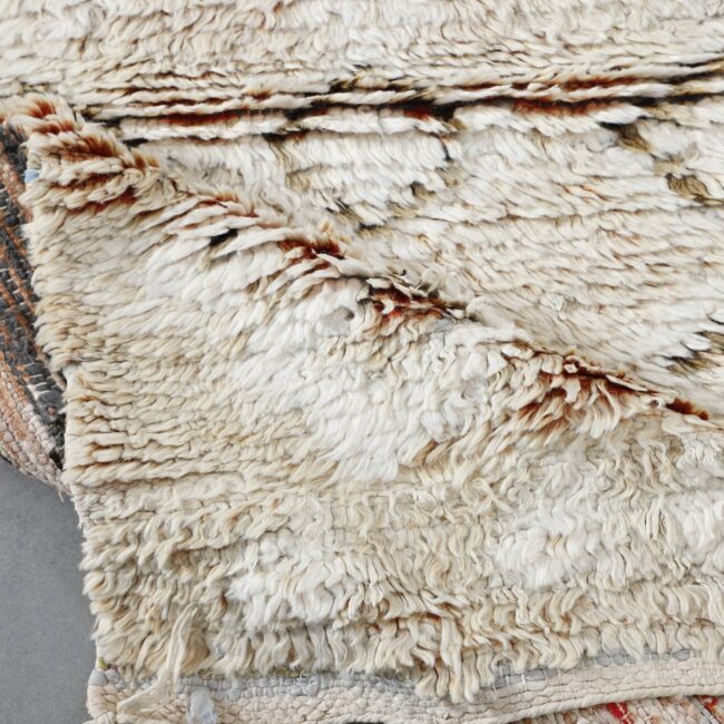 Vintage Boujaad Runner 12.0×2.5 ft – Handmade Moroccan Wool Rug - Image 4